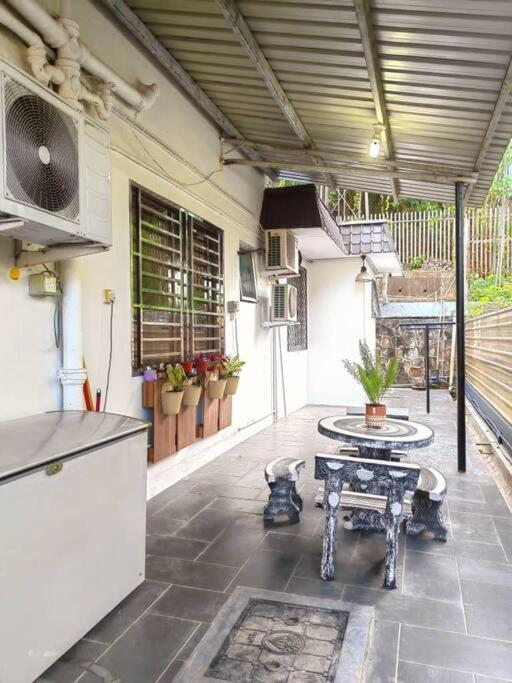 Aaronl Homestay كوتا كينابالو المظهر الخارجي الصورة